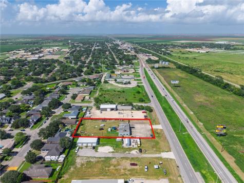1615 Voss Avenue Odem TX 78370