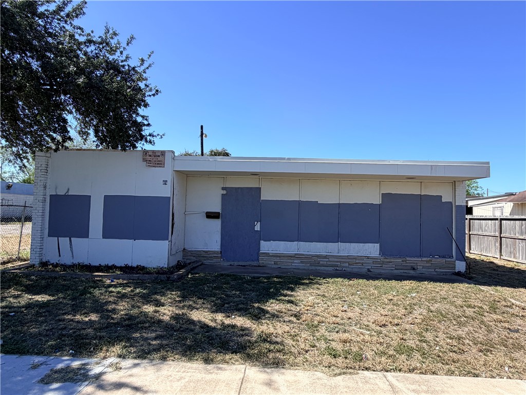 1609 S Brownlee Boulevard Corpus Christi TX 78404