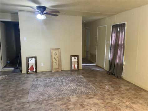 110 S Us Highway 77 Robstown TX 78380