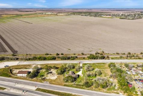 110 S Us Highway 77 Robstown TX 78380