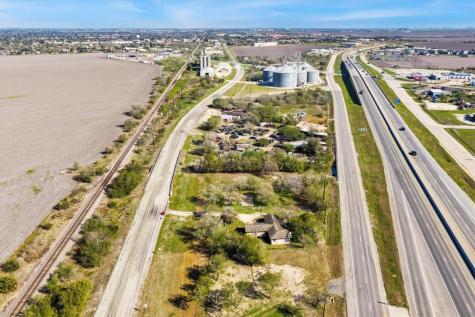 110 S Us Highway 77 Robstown TX 78380