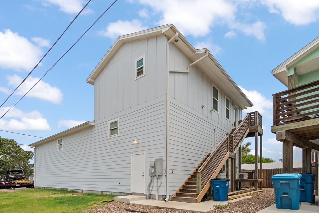 141 W Roberts Avenue Port Aransas TX 78373
