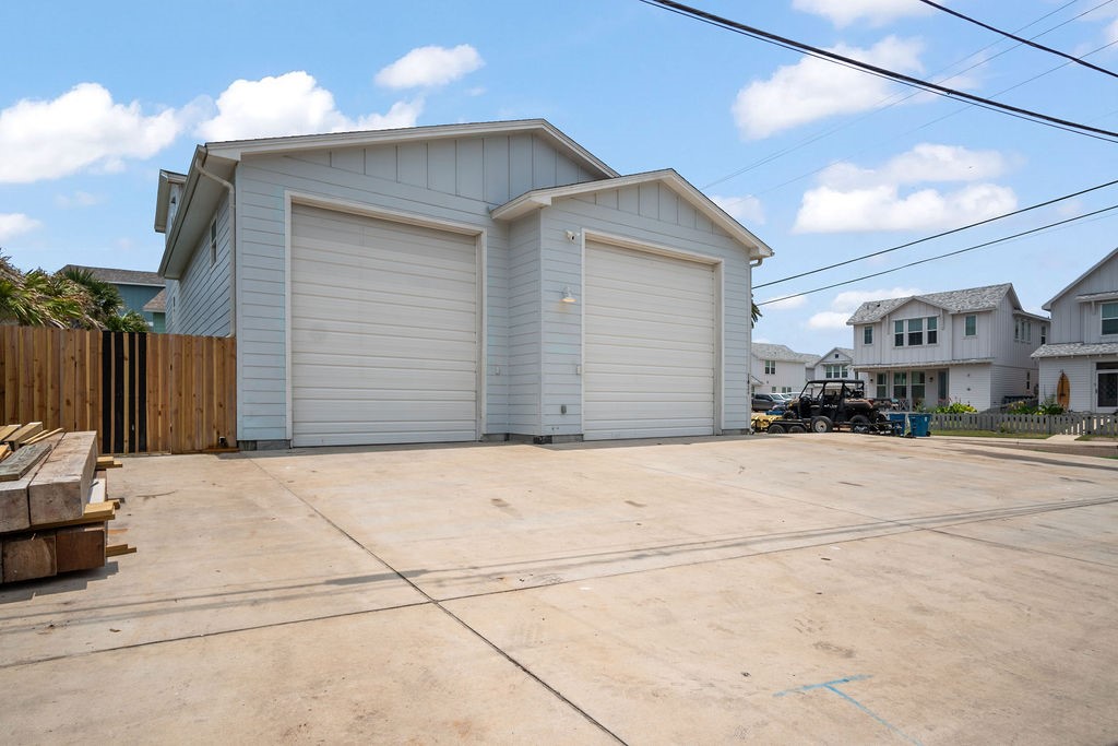 141 W Roberts Avenue Port Aransas TX 78373