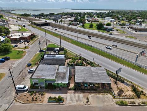 809 Houston Street Portland TX 78374
