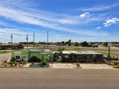 809 Houston Street Portland TX 78374