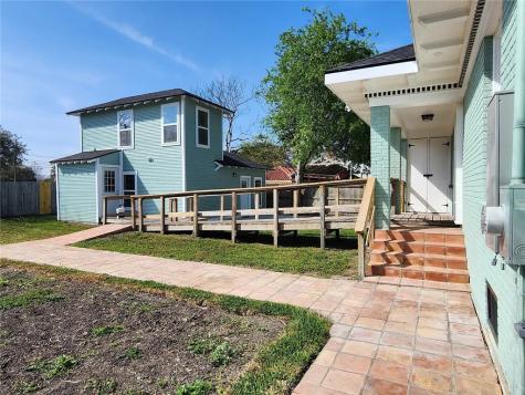 535 S Carancahua Street Corpus Christi TX 78401
