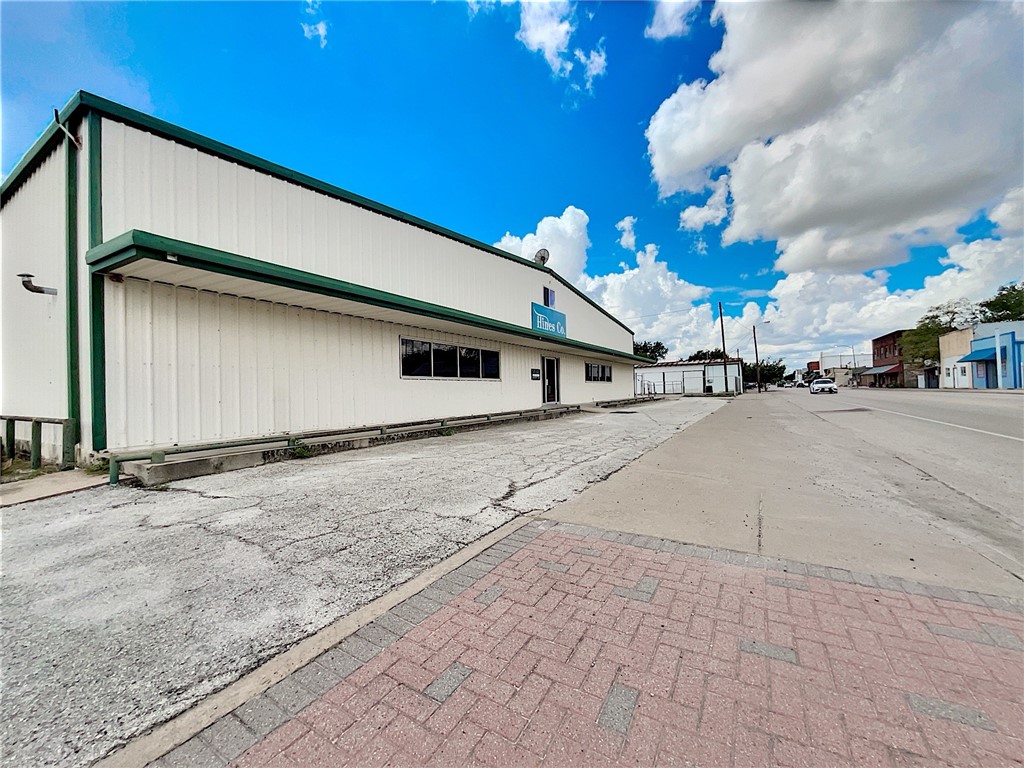 201 Houston Street George West TX 78022