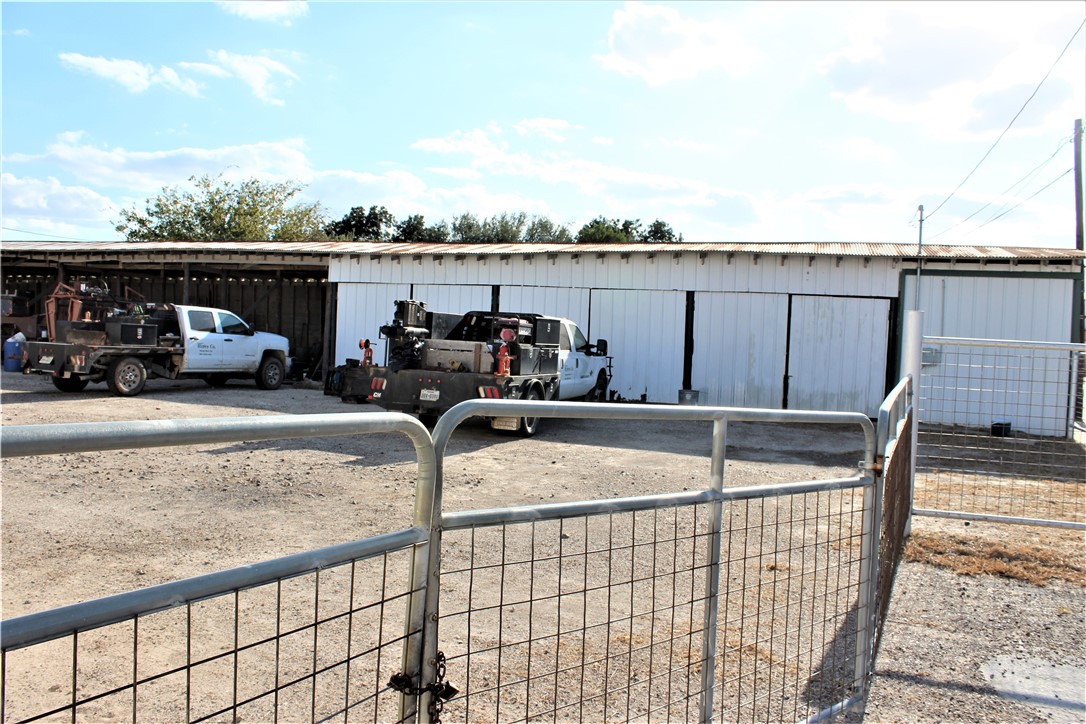 201 Houston Street George West TX 78022