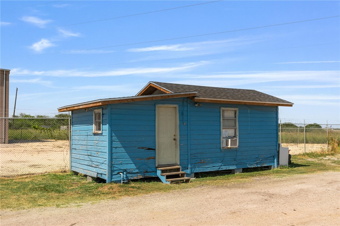 5725 Old Brownsville Drive Corpus Christi TX 78417
