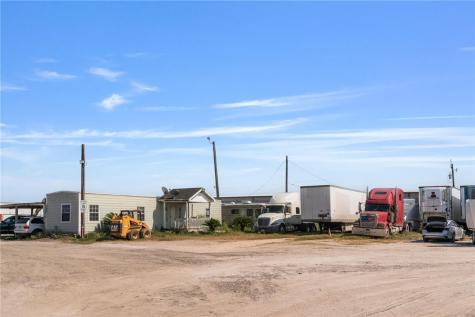 5725 Old Brownsville Drive Corpus Christi TX 78417