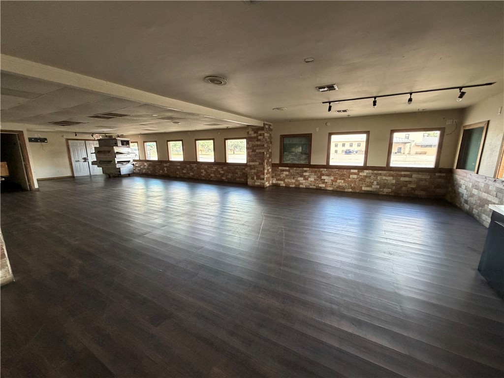 707 Nueces Street George West TX 78022