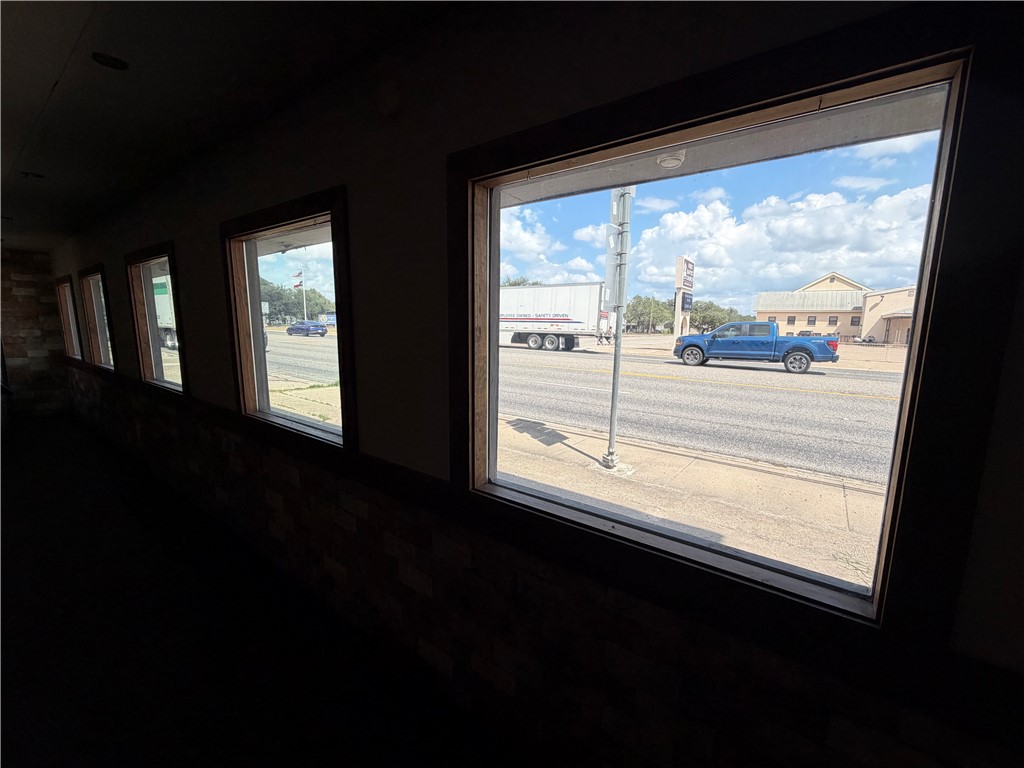 707 Nueces Street George West TX 78022