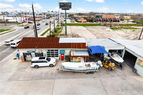 5918 S Staples Street Corpus Christi TX 78413