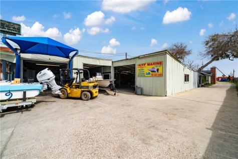 5918 S Staples Street Corpus Christi TX 78413