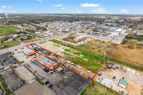 5918 S Staples Street Corpus Christi TX 78413