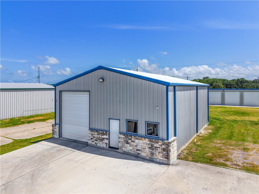 1125 W Market Street Rockport TX 78382