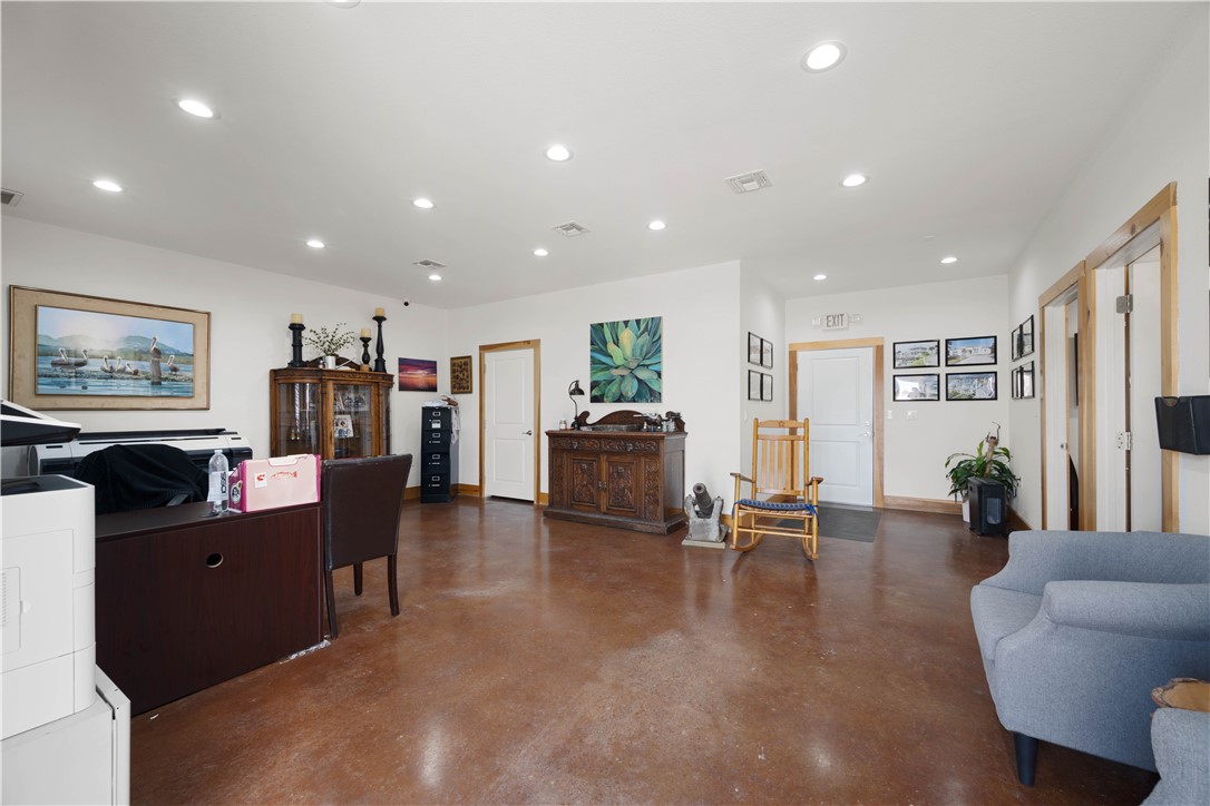 1125 W Market Street Rockport TX 78382