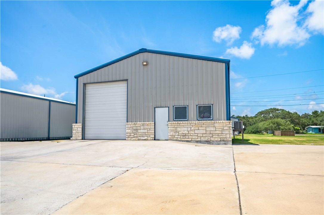 1125 W Market Street Rockport TX 78382