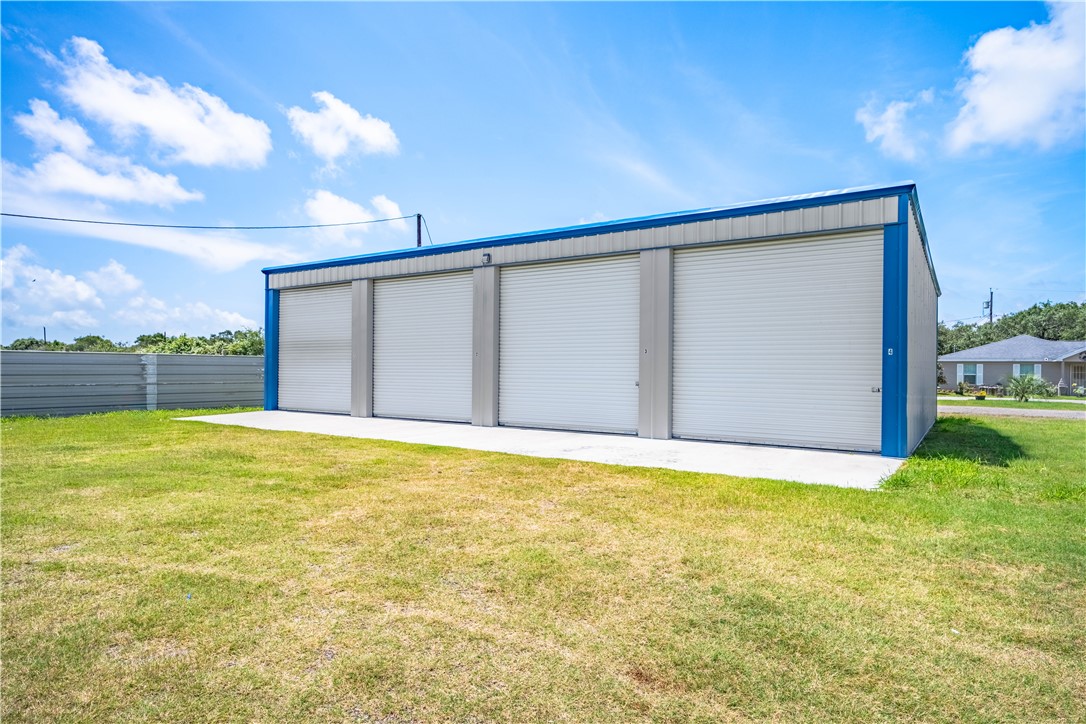 1125 W Market Street Rockport TX 78382