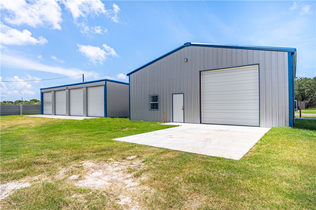 1125 W Market Street Rockport TX 78382