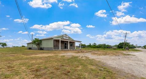 14328 Hwy 72 & Fm 673 Beeville TX 78145
