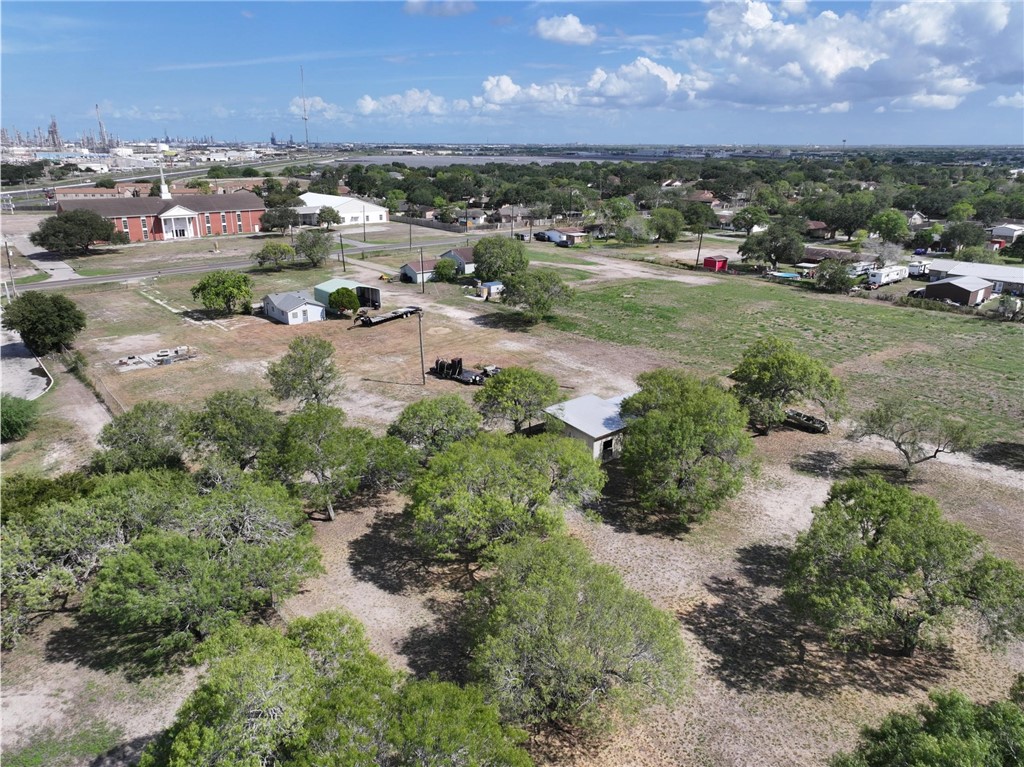 2737 Rand Morgan Corpus Christi TX 78410