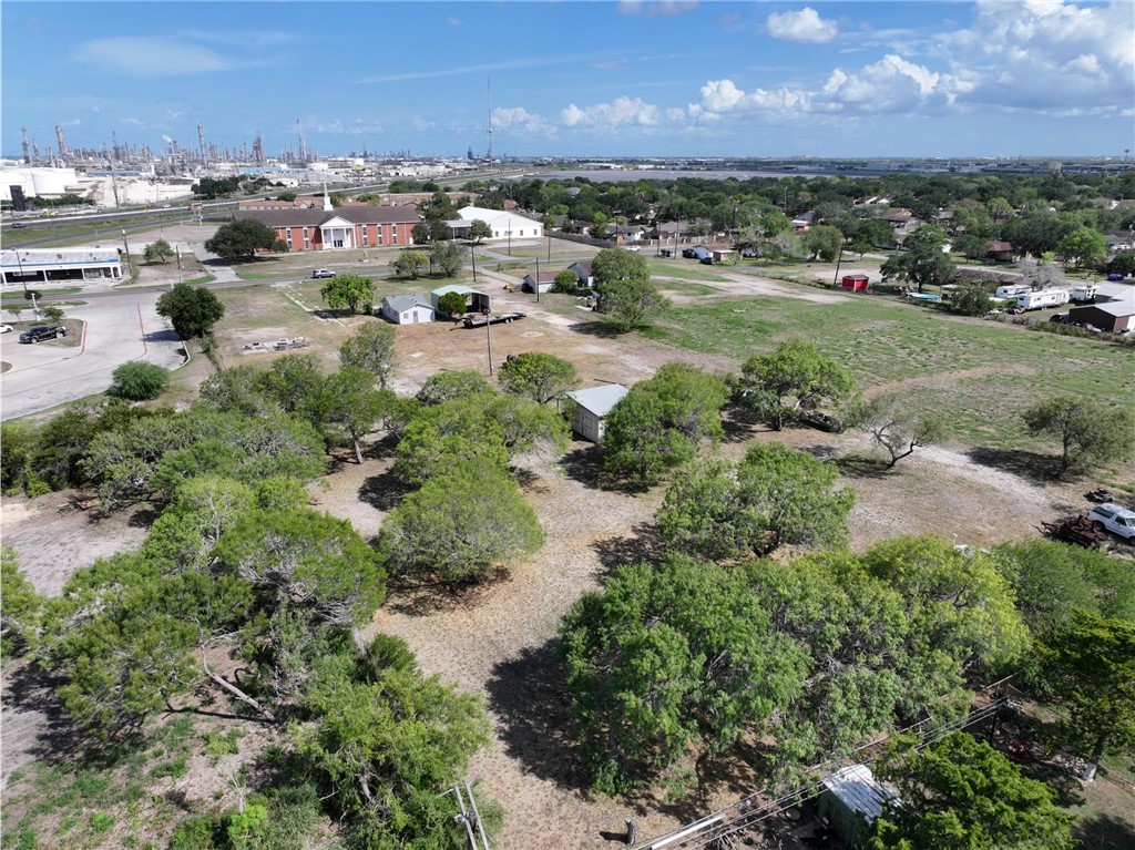 2737 Rand Morgan Corpus Christi TX 78410