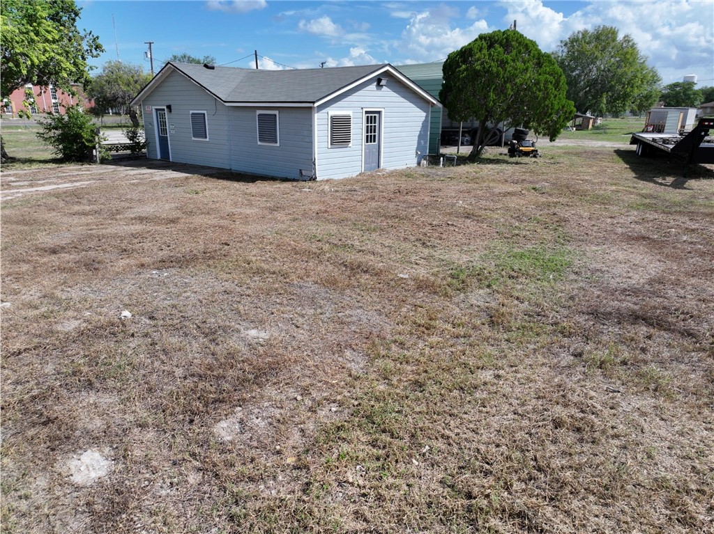 2737 Rand Morgan Corpus Christi TX 78410