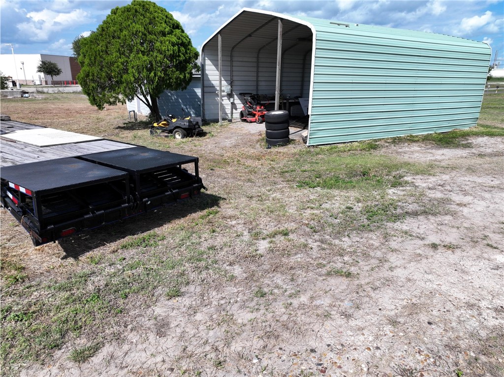 2737 Rand Morgan Corpus Christi TX 78410