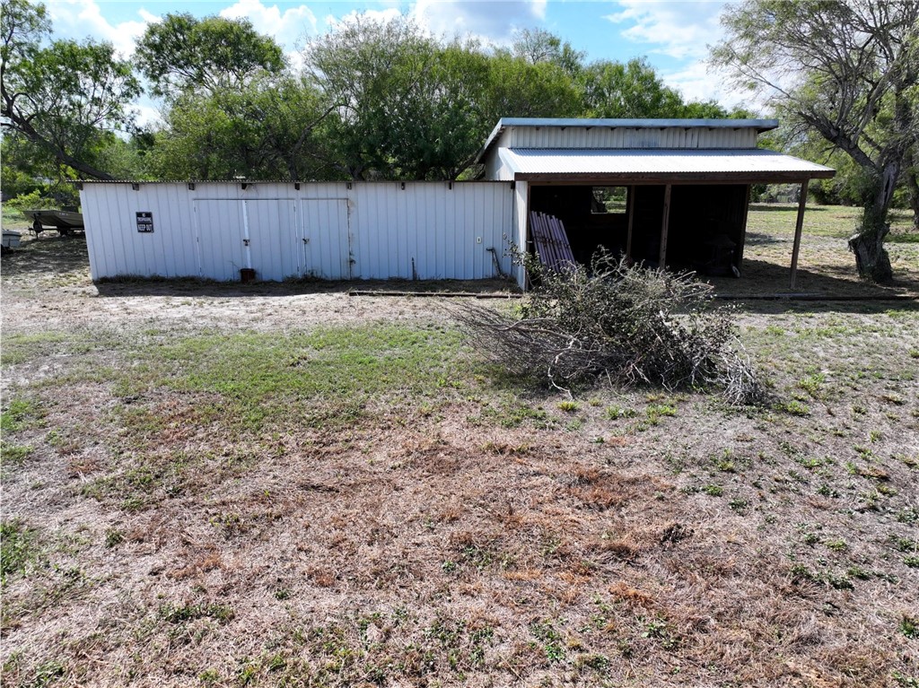 2737 Rand Morgan Corpus Christi TX 78410