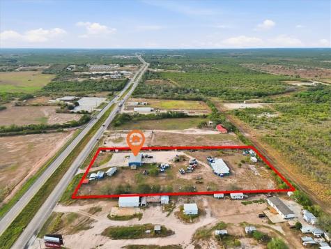 3128 Highway 281 George West TX 78022