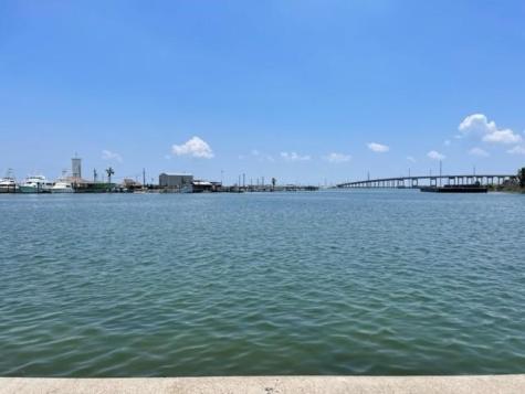 421 E Wilson Avenue Aransas Pass TX 78336