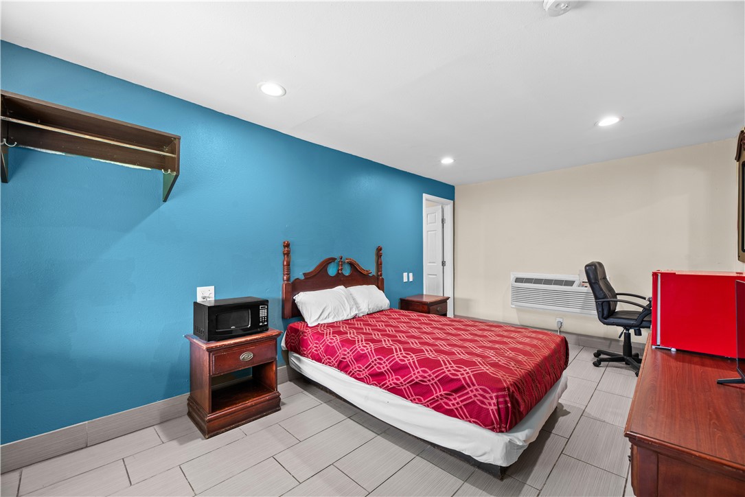 4206 Leopard Street Corpus Christi TX 78408