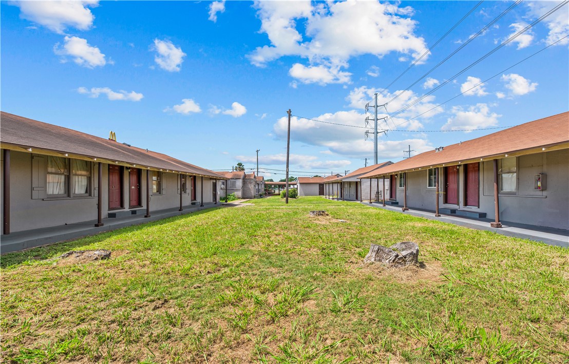 4206 Leopard Street Corpus Christi TX 78408