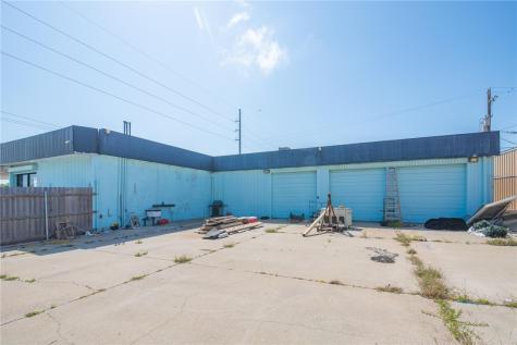 9818 S Padre Island Drive Corpus Christi TX 78418