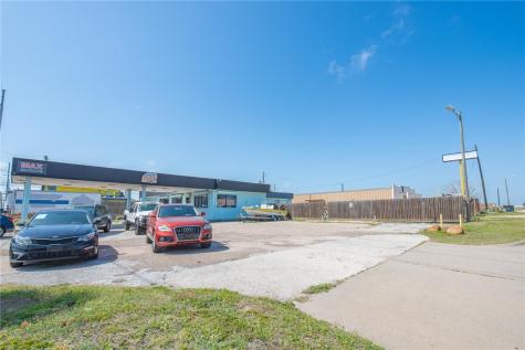 9818 S Padre Island Drive Corpus Christi TX 78418