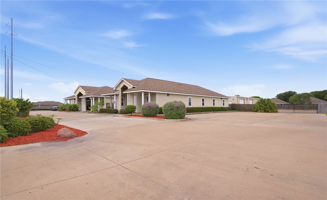 2248 Flour Bluff Drive Corpus Christi TX 78418