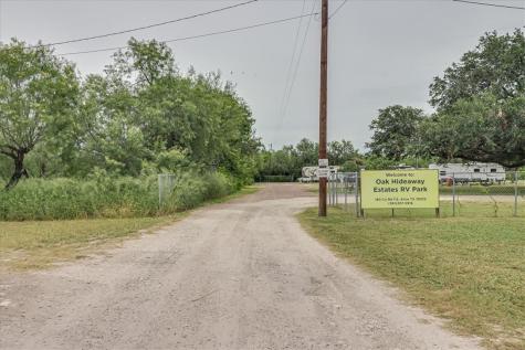 180 County Road 112 Alice TX 78332