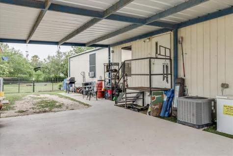 180 County Road 112 Alice TX 78332