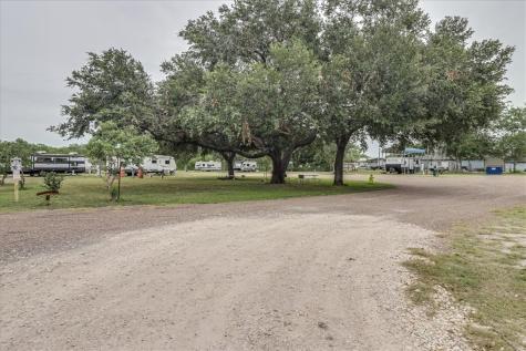 180 County Road 112 Alice TX 78332