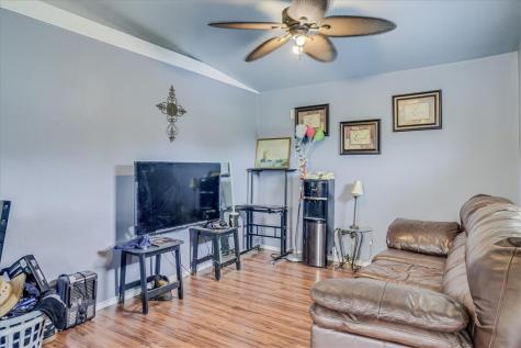 180 County Road 112 Alice TX 78332