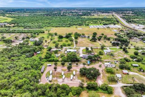 180 County Road 112 Alice TX 78332