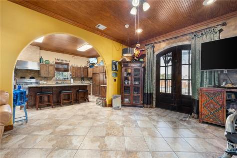 1852 State Highway 188 Rockport TX 78382