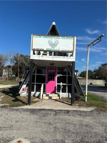 505 E Houston Street Beeville TX 78102