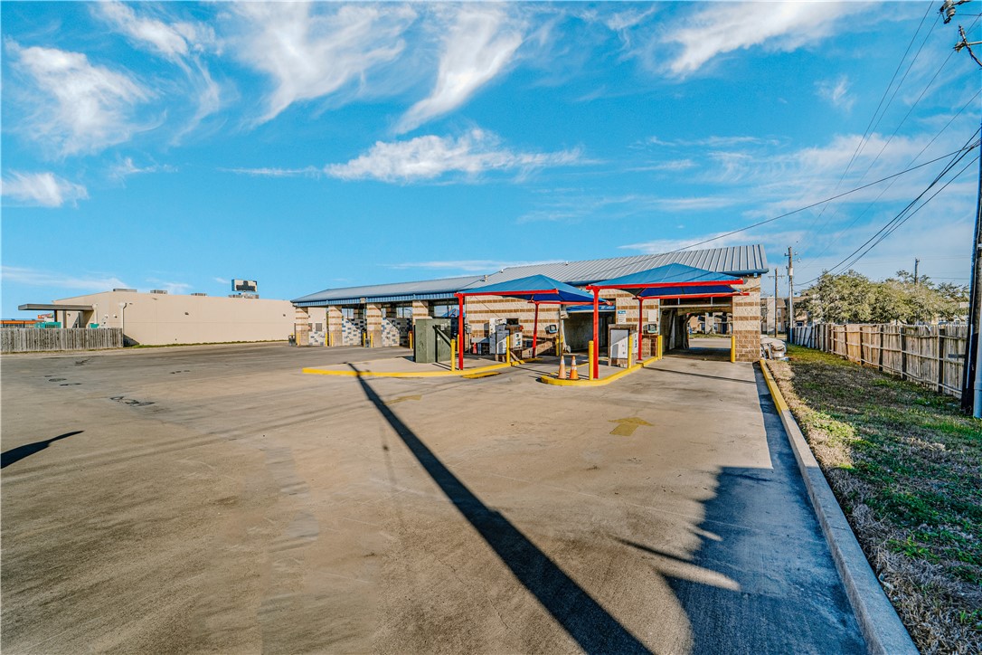 6821 Everhart Corpus Christi TX 78413