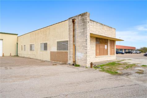 2930 Leopard Street Corpus Christi TX 78408