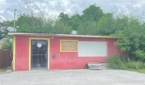 916 S Highway 281 Alice TX 78332