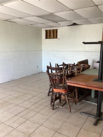 916 S Highway 281 Alice TX 78332