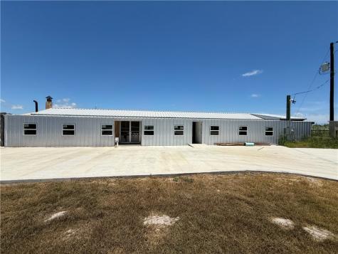 1041 N Commercial Street N Aransas Pass TX 78336