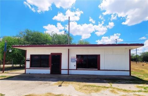 1402 S Washington Street Beeville TX 78102